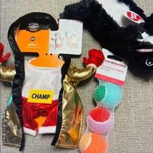 Assorted cat/dog toys. All brand new with tags!